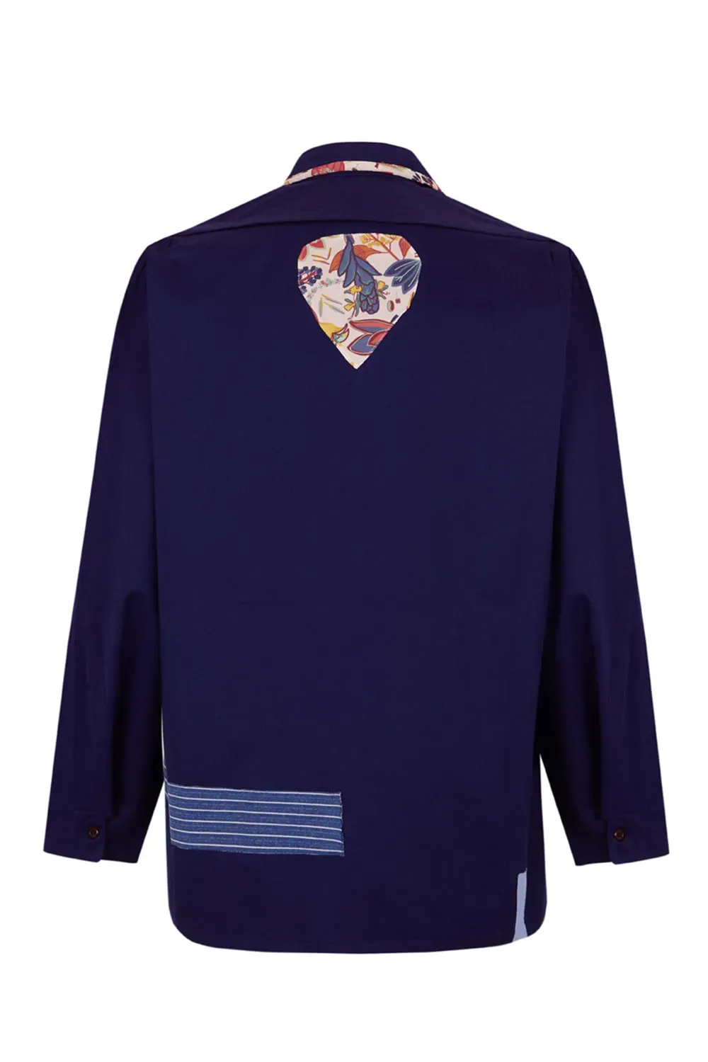 camisa worker unisex azul mahon de algodón de la colección BERGARA de Amarenak. Hecho en Euskadi. España.