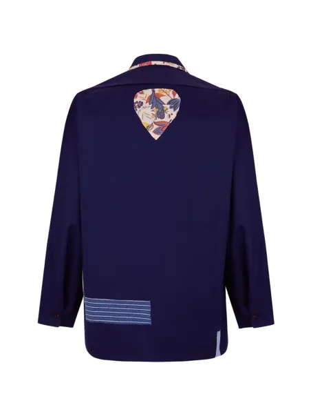 camisa worker unisex azul mahon de algodón de la colección BERGARA de Amarenak. Hecho en Euskadi. España.