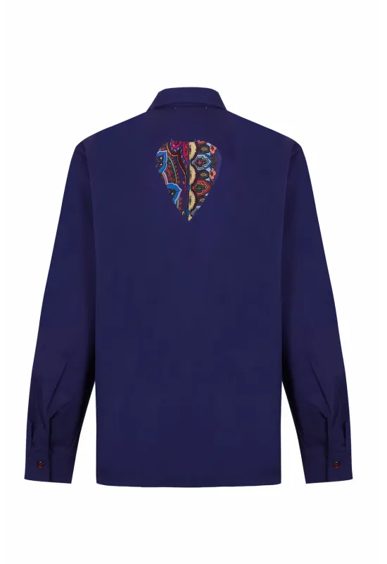 camisa worker unisex azul mahon de algodón de la colección BERGARA de Amarenak.  Hecho en Euskadi. España. 2