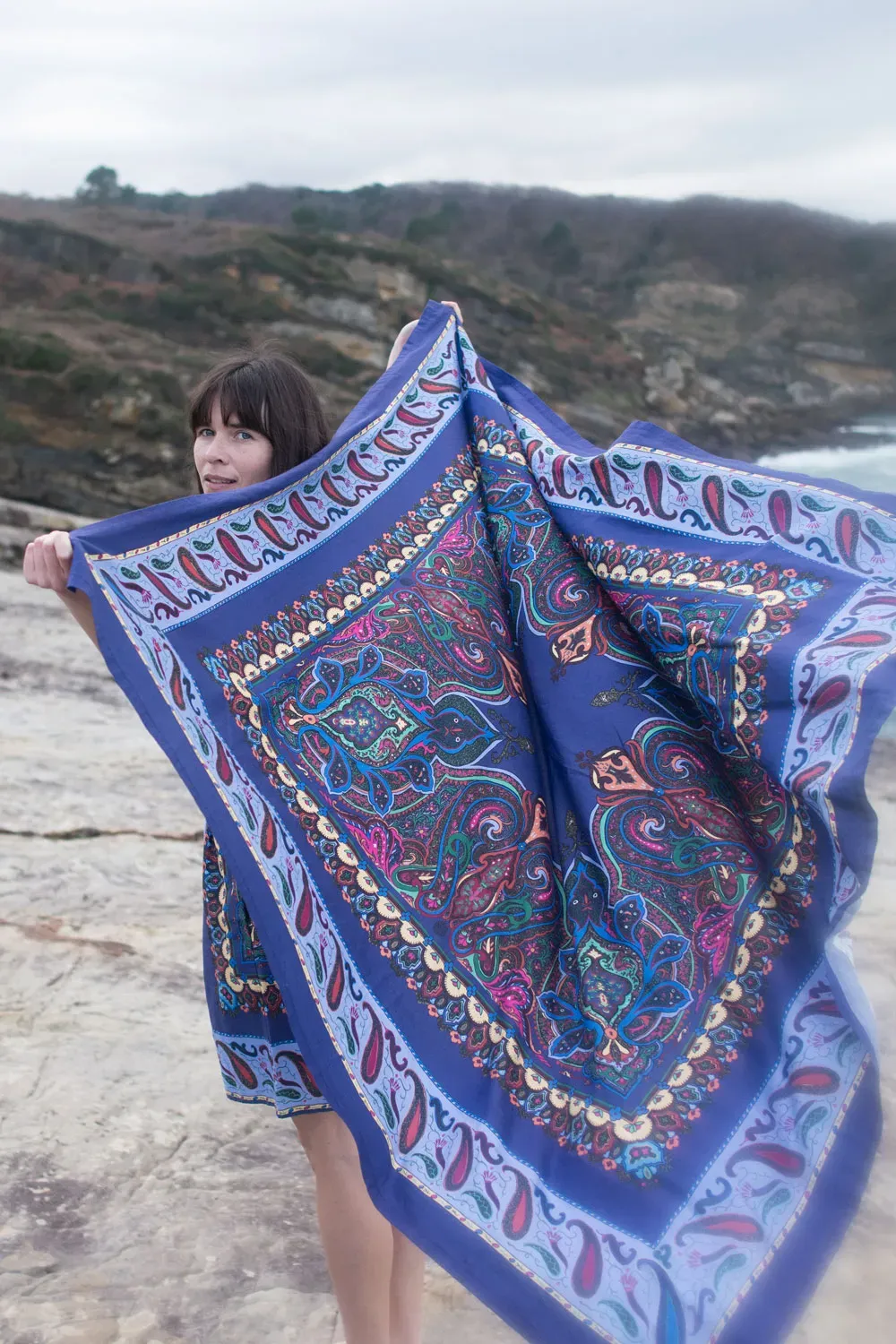 Pañuelo grande 100% algodón estampado paisley | Amarenak