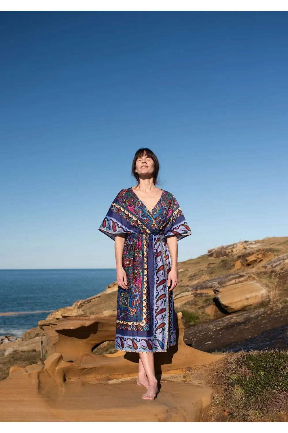 Vestido con capa estampado paisley 100% algodón | Amarenak