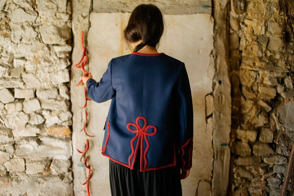 Amarenak chaqueta bolero arratiarra vasca para bodas de invierno