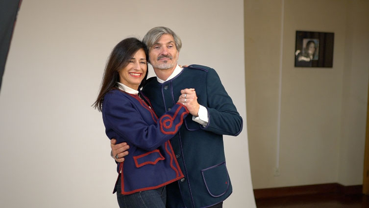 shooting de fotos para todos los cuerpos con personas reales de Amarenak con mikel blasco y lacorte films, Marta Mendia Olasagasti Arratiarra y Mikel Casal kaiku